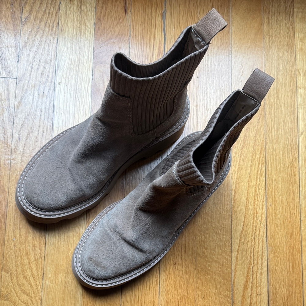 Men's Brown Suede Ankle Boots